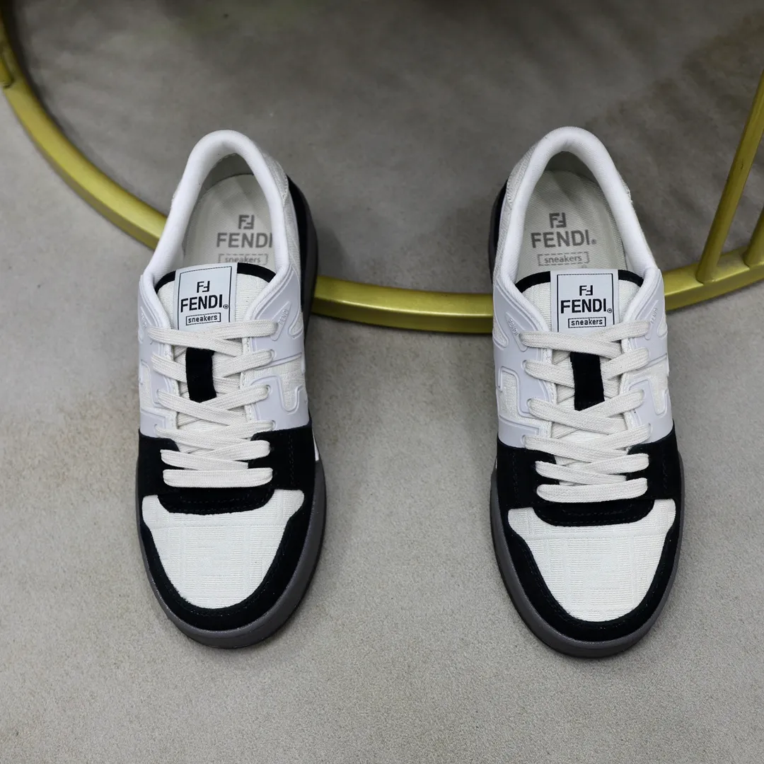 Ex-factory price: 580🔥Couple model (top original order) Brand: FENDI Size: 35-44 (customized for men 38 and 45) Grade: original order quality high version Material: imported original cowhide stitching➕ high-quality and comfortable lining original TPU lightweight non-slip outsole Style category: travel fashion casual shoes versatile trend